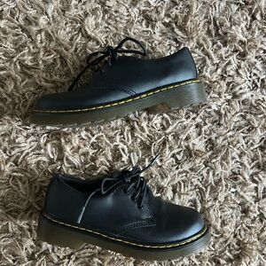 Dr. Martens kids shoes black